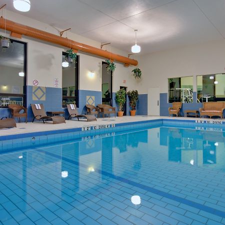 Holiday Inn Express Hotel & Suites Charlottetown By Ihg Экстерьер фото
