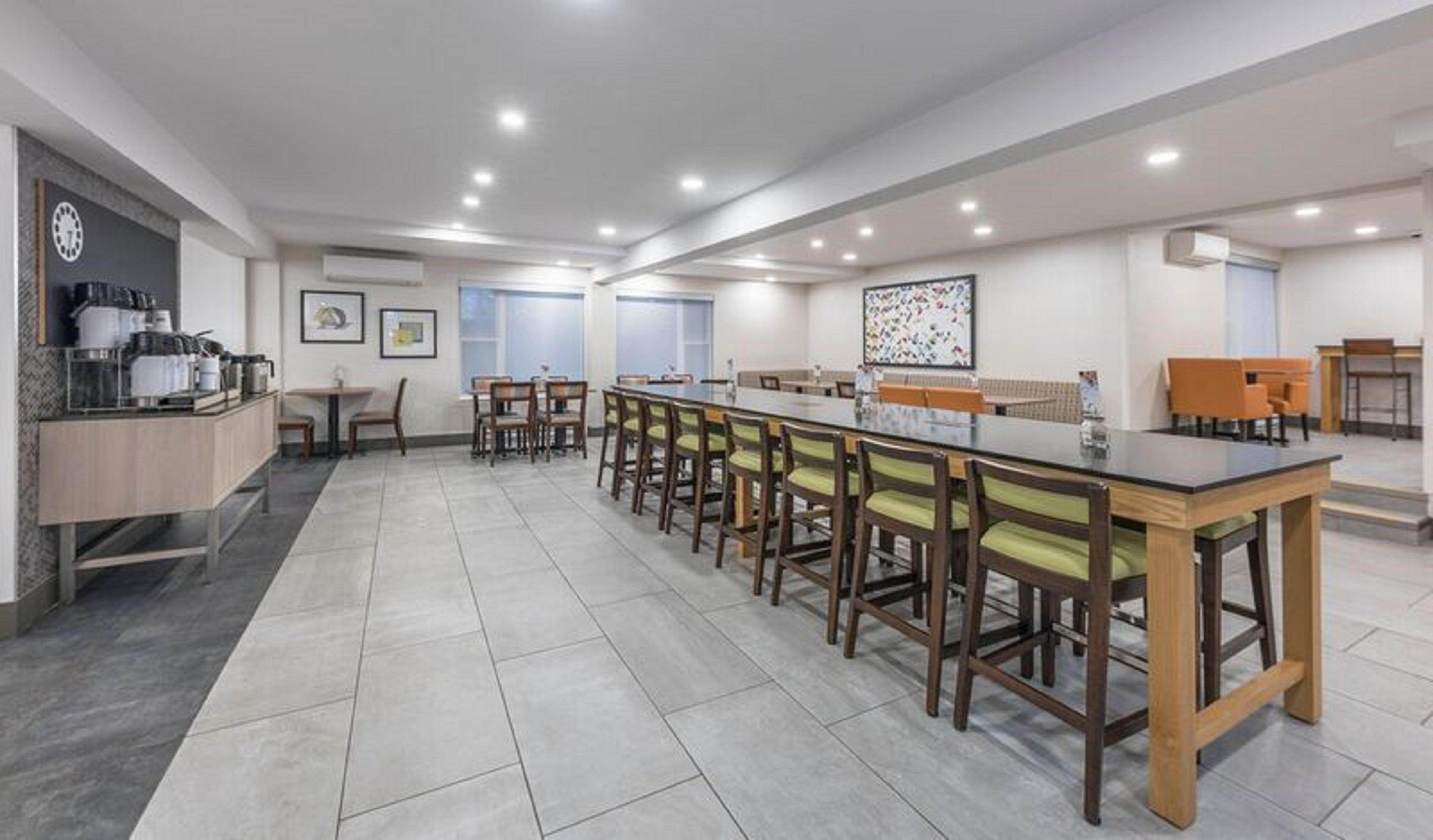 Holiday Inn Express Hotel & Suites Charlottetown By Ihg Экстерьер фото