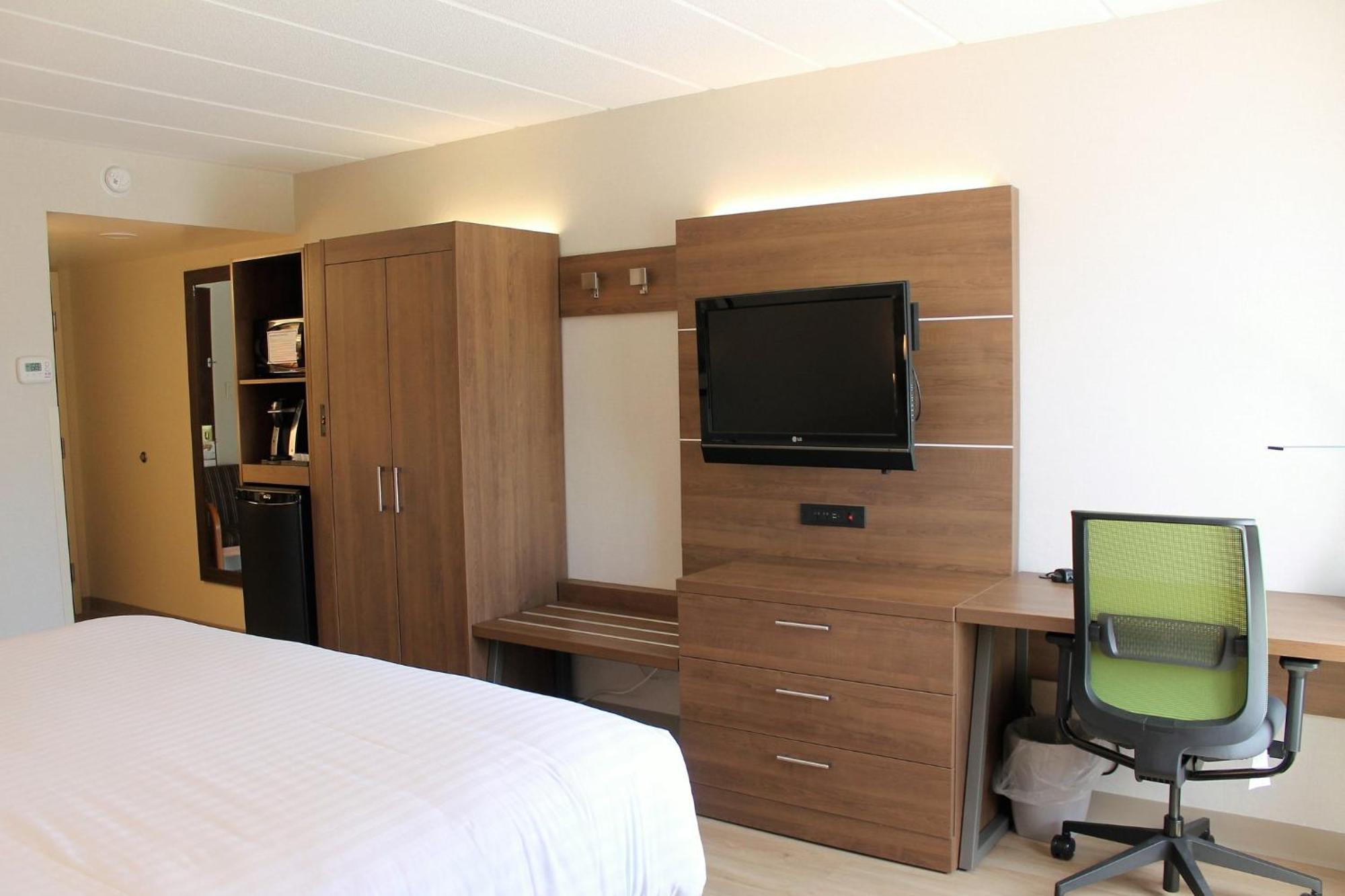 Holiday Inn Express Hotel & Suites Charlottetown By Ihg Экстерьер фото
