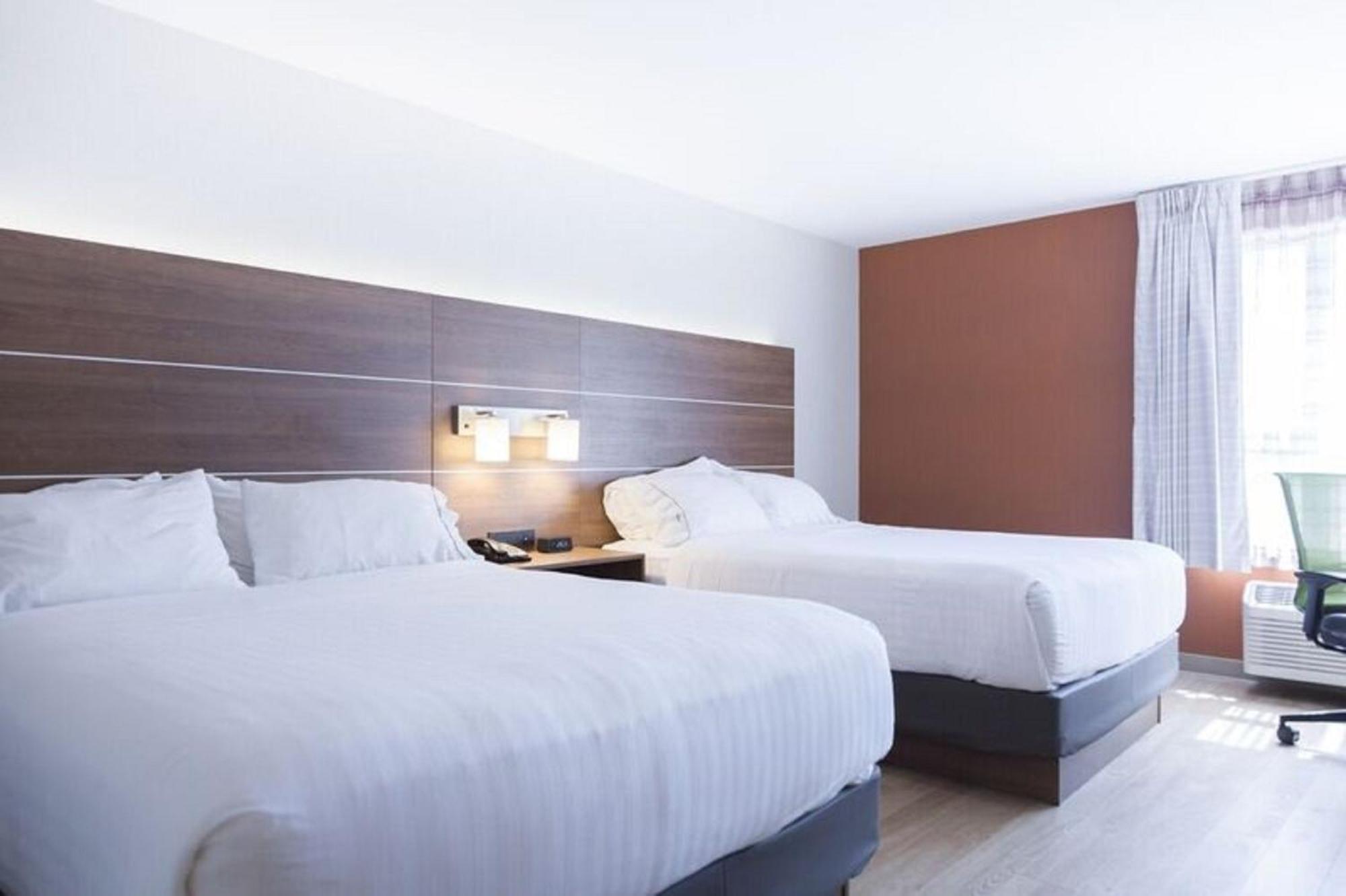 Holiday Inn Express Hotel & Suites Charlottetown By Ihg Экстерьер фото