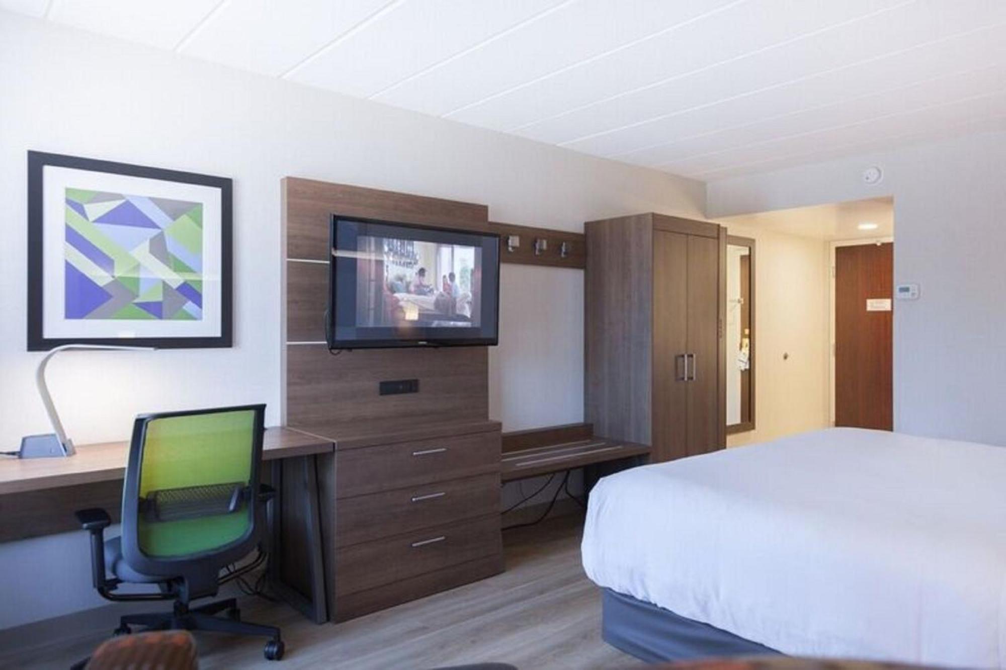 Holiday Inn Express Hotel & Suites Charlottetown By Ihg Экстерьер фото