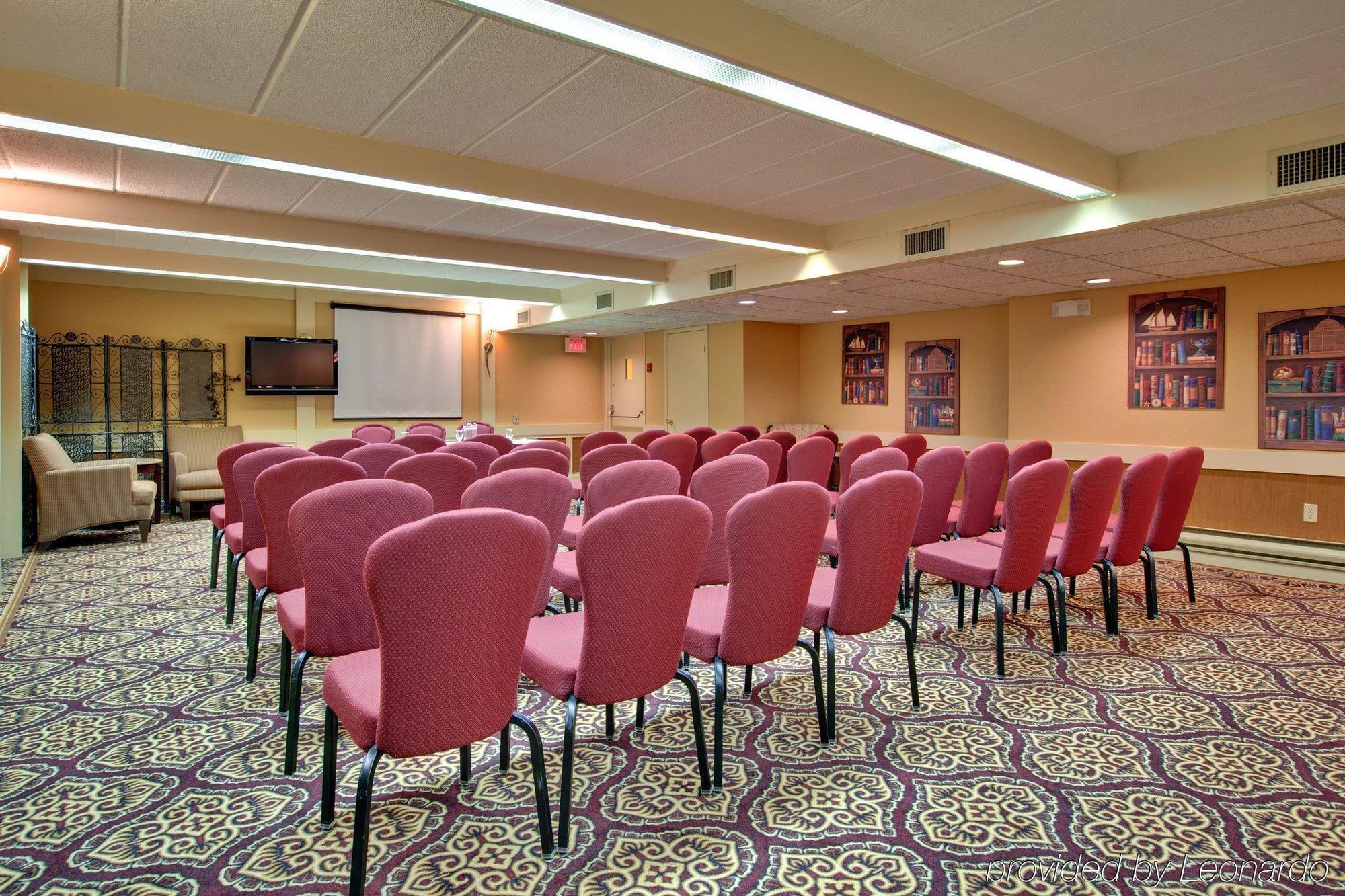 Holiday Inn Express Hotel & Suites Charlottetown By Ihg Экстерьер фото